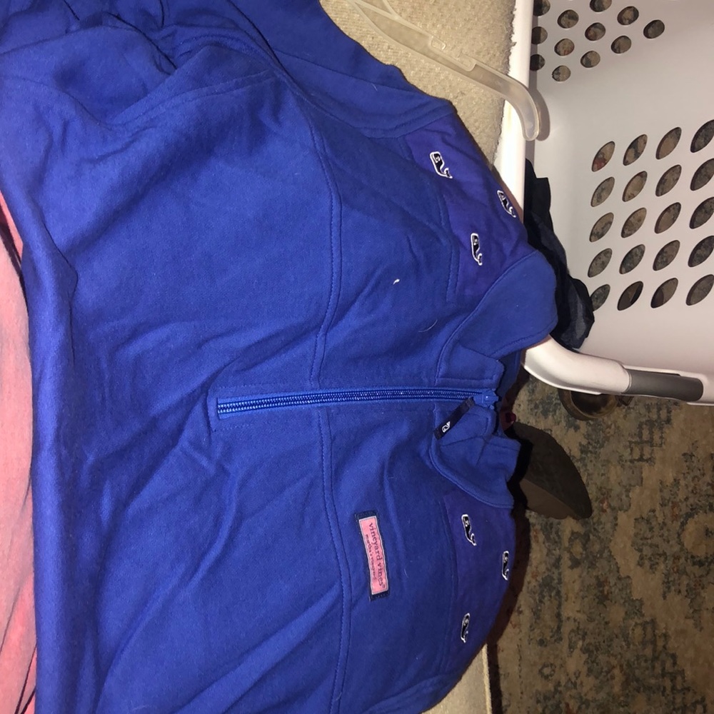 vineyard vine pullover